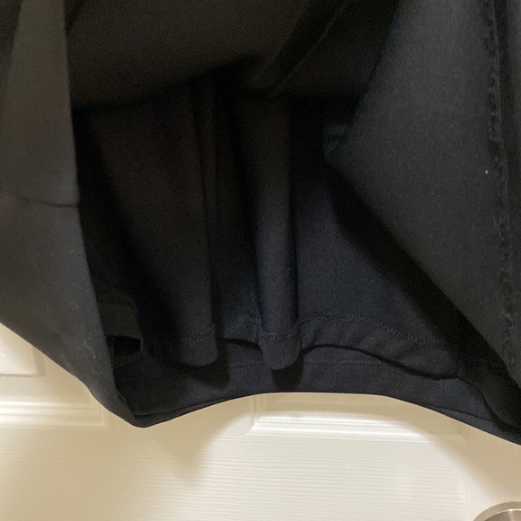 Ellen Tracy black dress with front gold embellishment - Picture 6 of 8